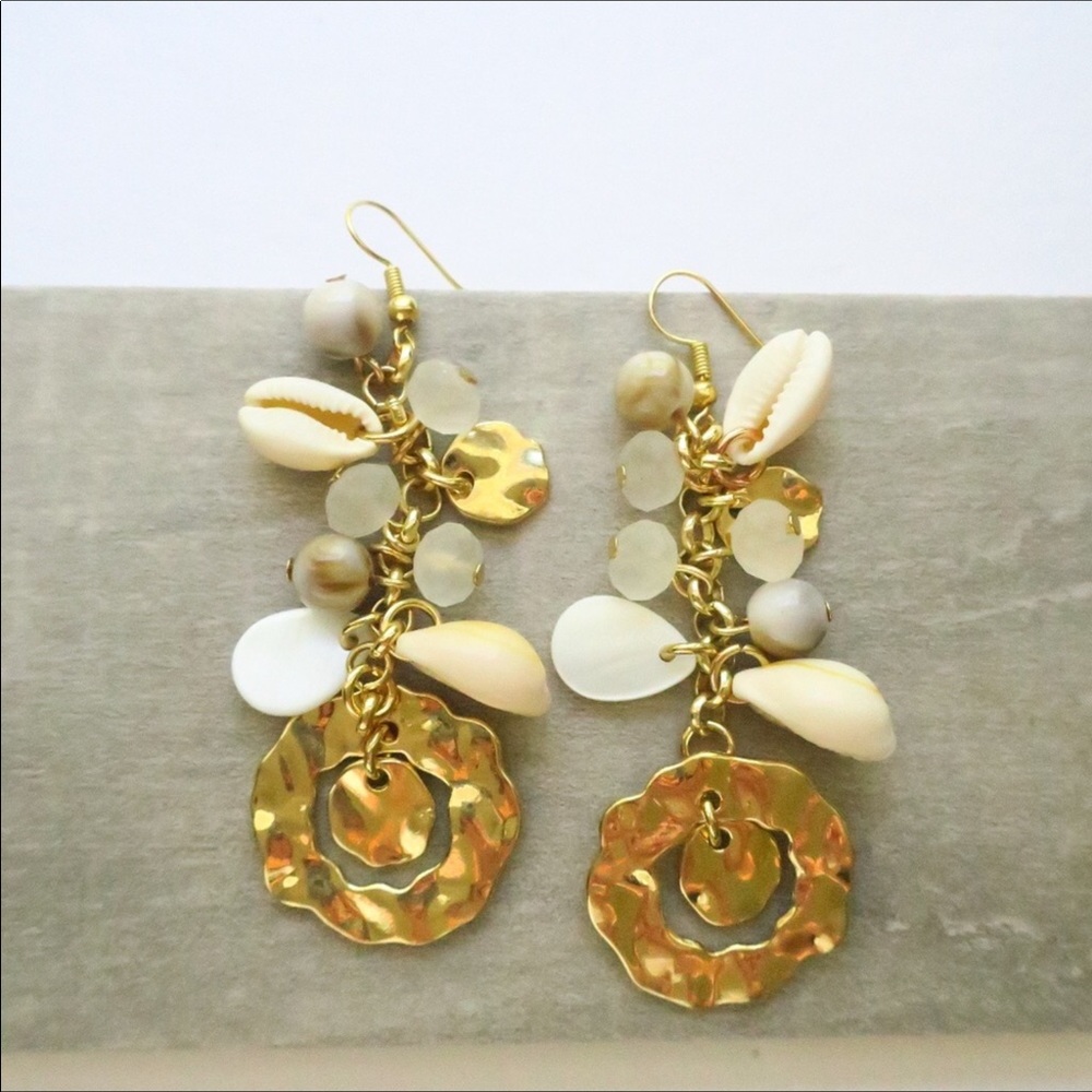 Hammered Coastal Shell Dangle Earrings - Picture 3 of 7